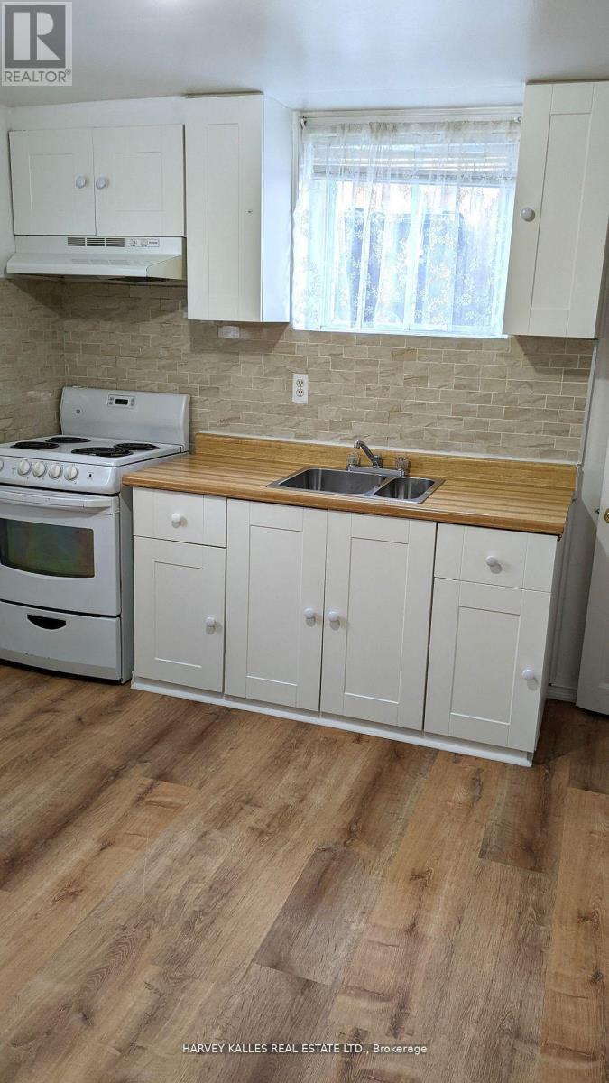 40 Dominion Road, Toronto, Ontario  M8W 1J7 - Photo 16 - W12796934