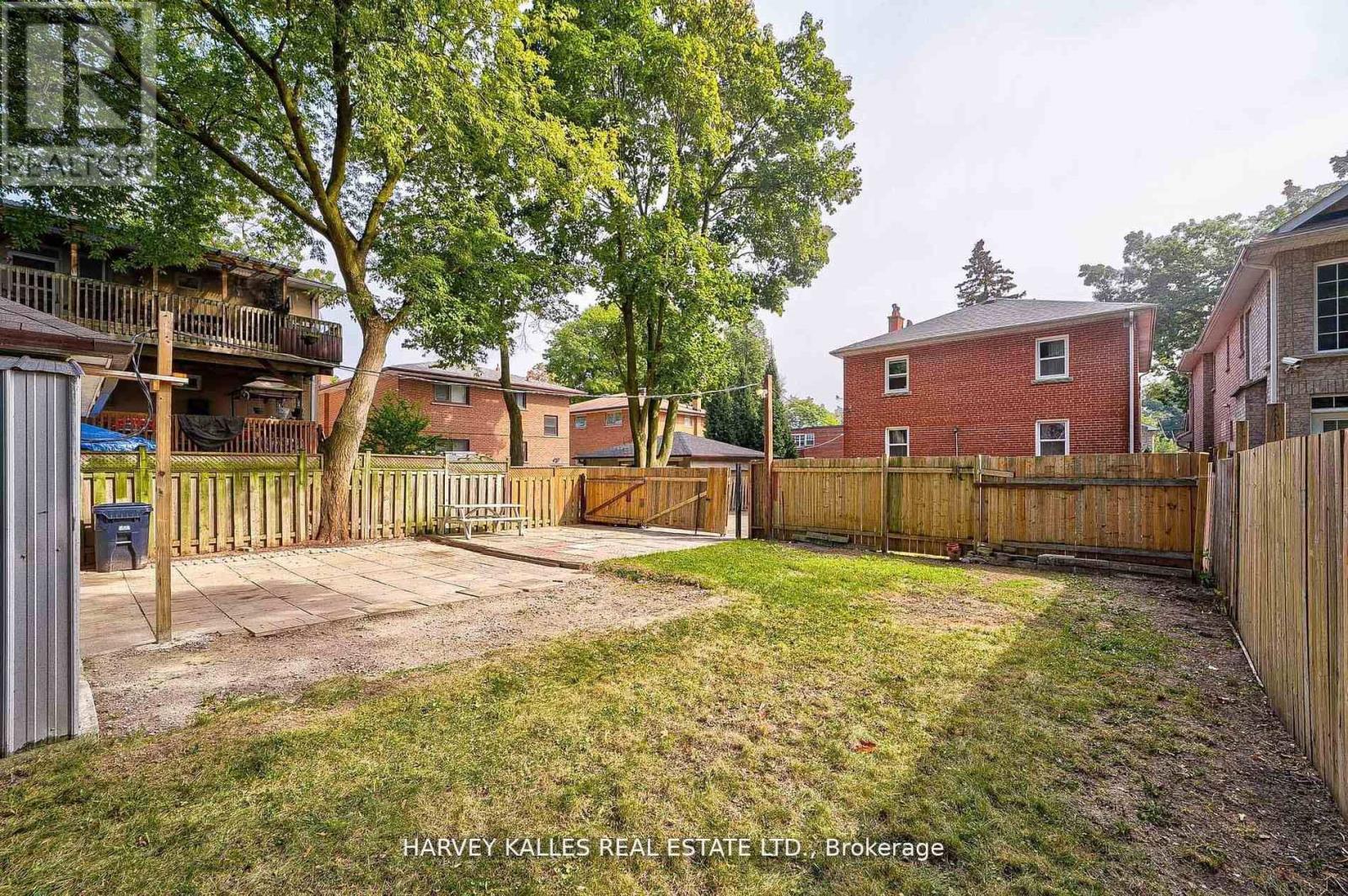 40 Dominion Road, Toronto, Ontario  M8W 1J7 - Photo 26 - W12796934