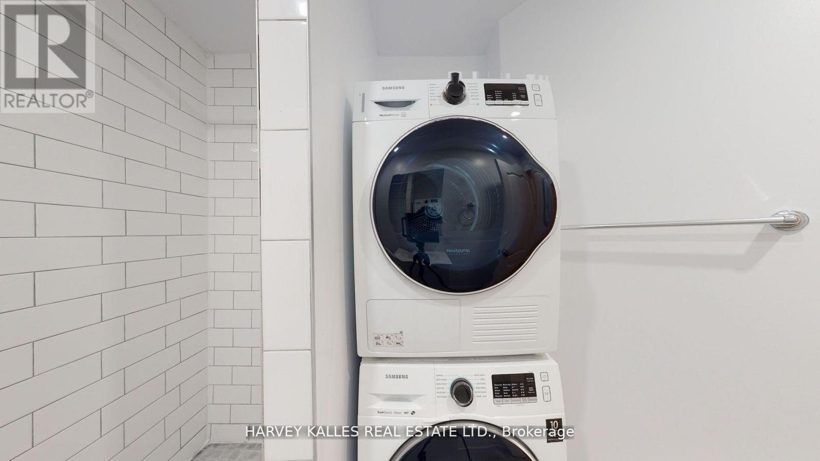 1 - 1065 Bathurst Street, Toronto, Ontario  M5R 3G8 - Photo 7 - C12797456