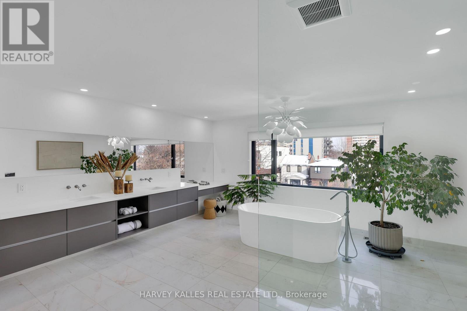 223 Wychwood Avenue, Toronto, Ontario  M6C 2T5 - Photo 36 - C12797506