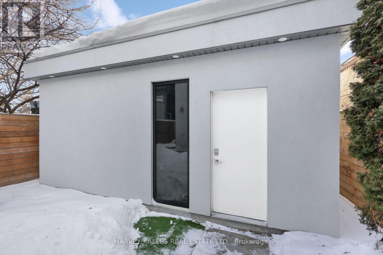 223 Wychwood Avenue, Toronto, Ontario  M6C 2T5 - Photo 38 - C12797506