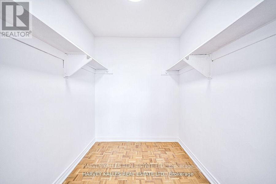 304 - 2000 Sheppard Avenue W, Toronto, Ontario  M3N 1A2 - Photo 11 - W12797462