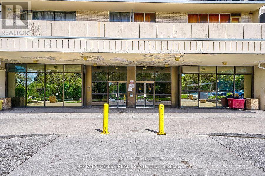 304 - 2000 Sheppard Avenue W, Toronto, Ontario  M3N 1A2 - Photo 4 - W12797462