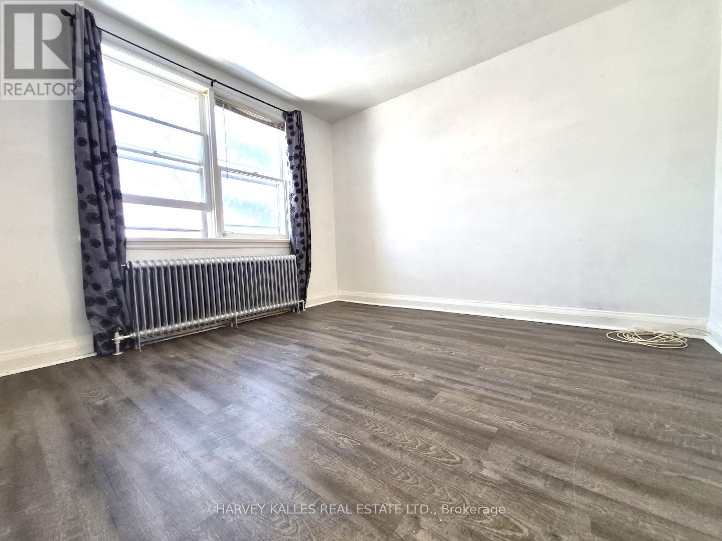 6 - 330 Chisholm Avenue, Toronto, Ontario  M4C 4W6 - Photo 7 - E12798330