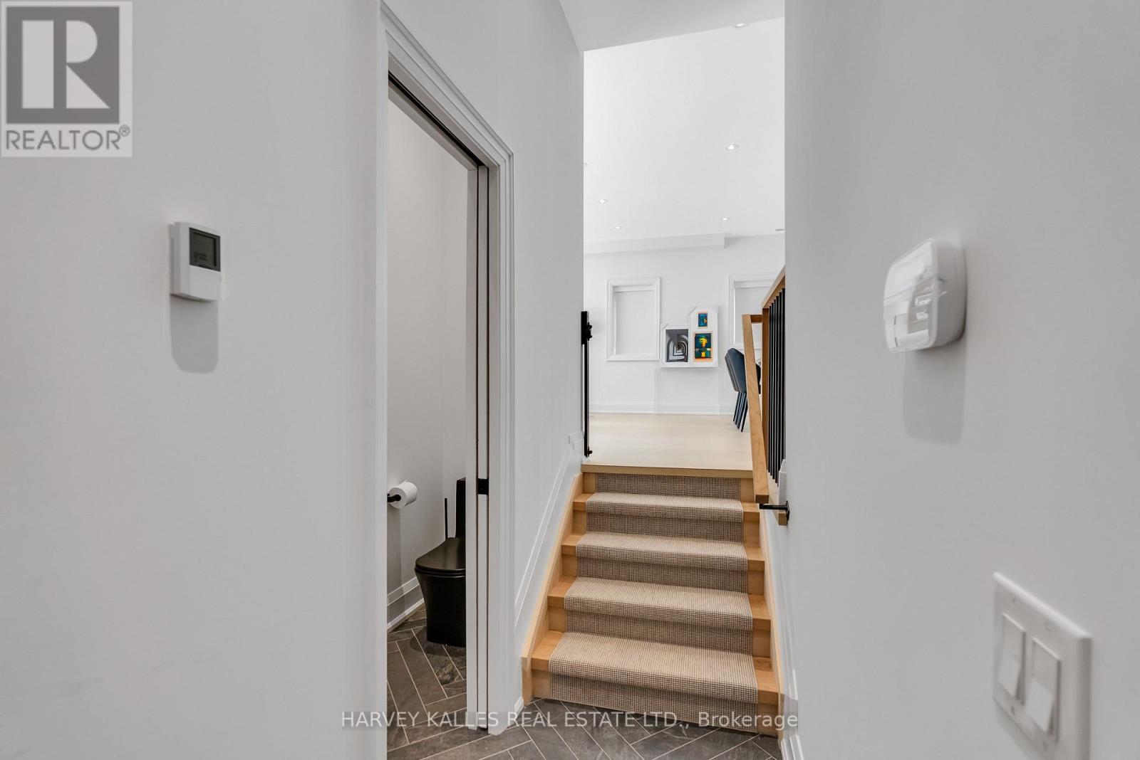 32 Almont Road, Toronto, Ontario  M3H 3E3 - Photo 11 - C12798546