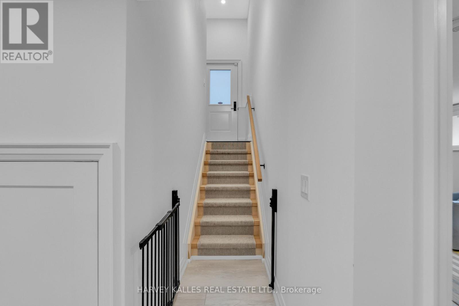 32 Almont Road, Toronto, Ontario  M3H 3E3 - Photo 37 - C12798546