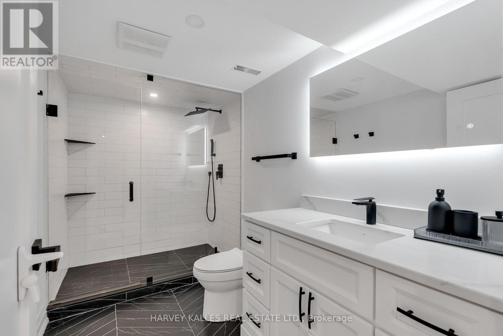 32 Almont Road, Toronto, Ontario  M3H 3E3 - Photo 39 - C12798546