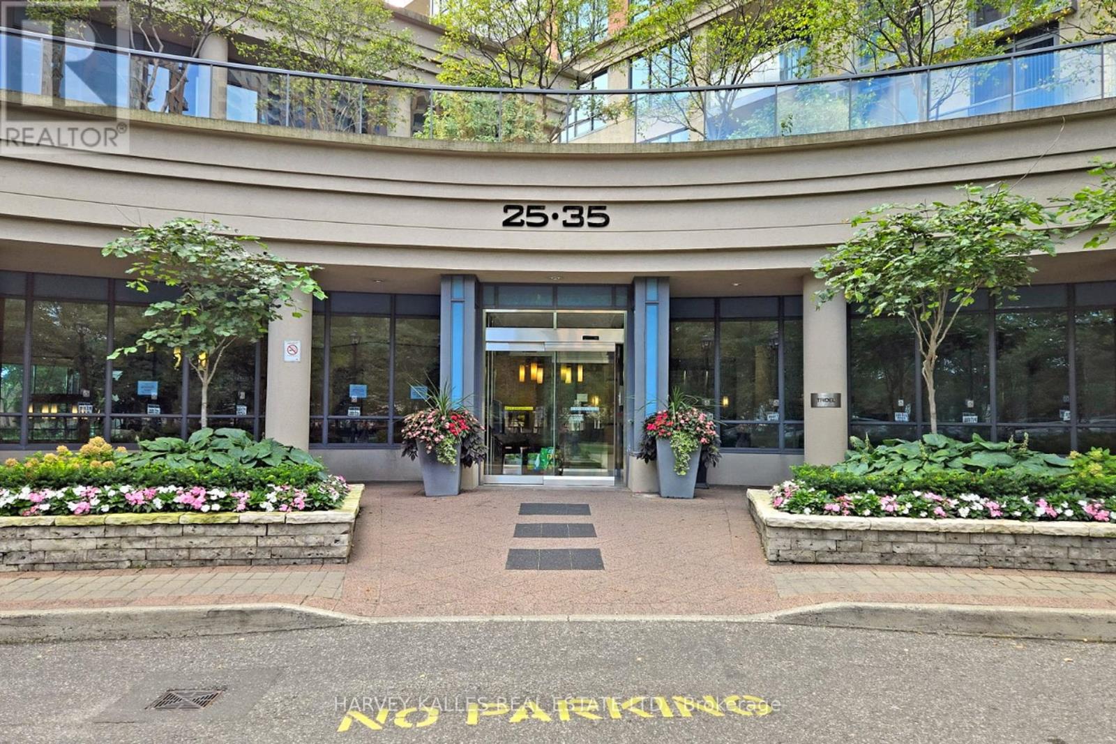 746 - 25 Viking Lane, Toronto, Ontario  M9B 0A1 - Photo 30 - W12799404