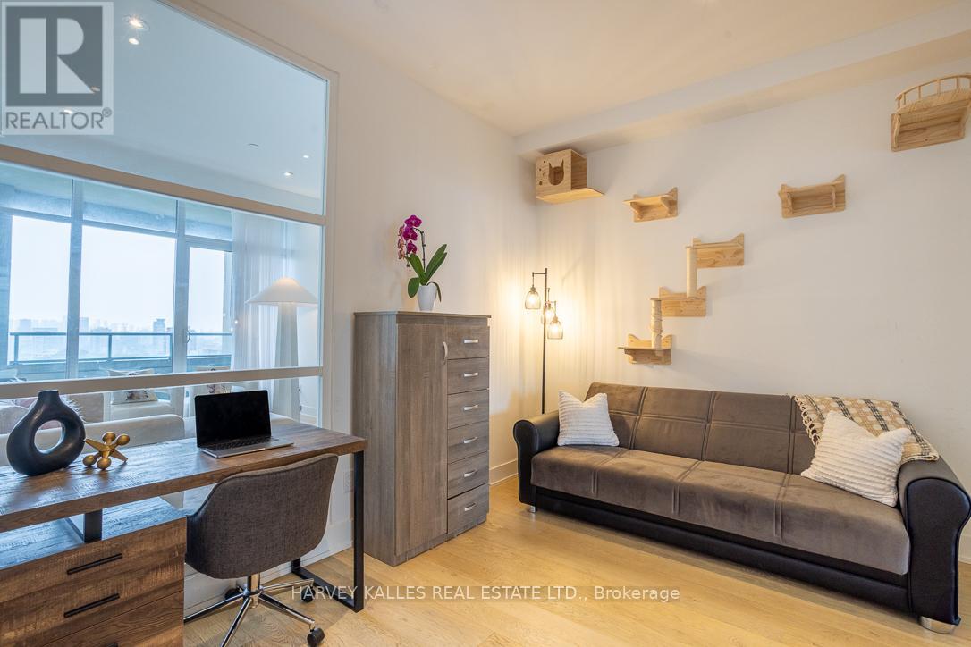 1013 - 111 St Clair Avenue W, Toronto, Ontario  M4V 1N5 - Photo 17 - C12799594