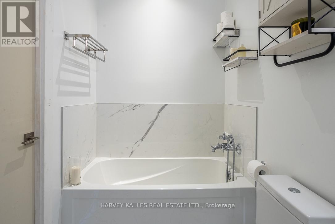 1013 - 111 St Clair Avenue W, Toronto, Ontario  M4V 1N5 - Photo 27 - C12799594