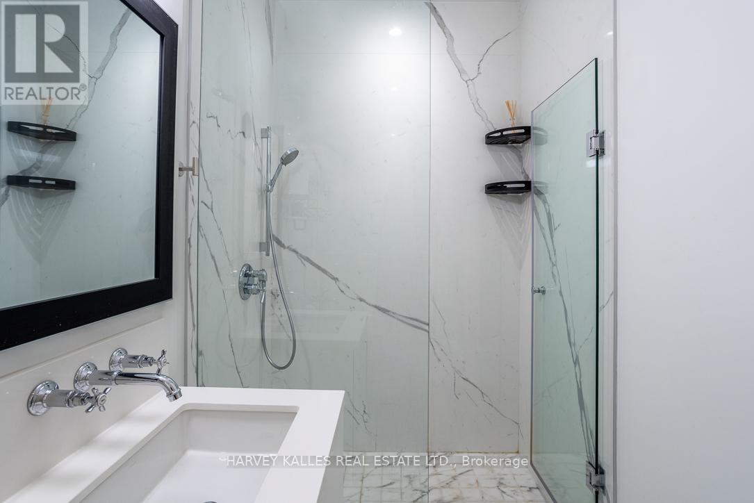 1013 - 111 St Clair Avenue W, Toronto, Ontario  M4V 1N5 - Photo 30 - C12799594