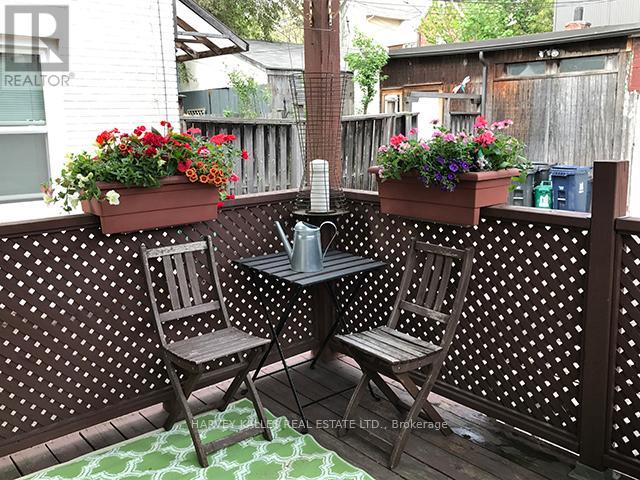 Main - 327 Howland Avenue, Toronto, Ontario  M5R 3C1 - Photo 11 - C12799758