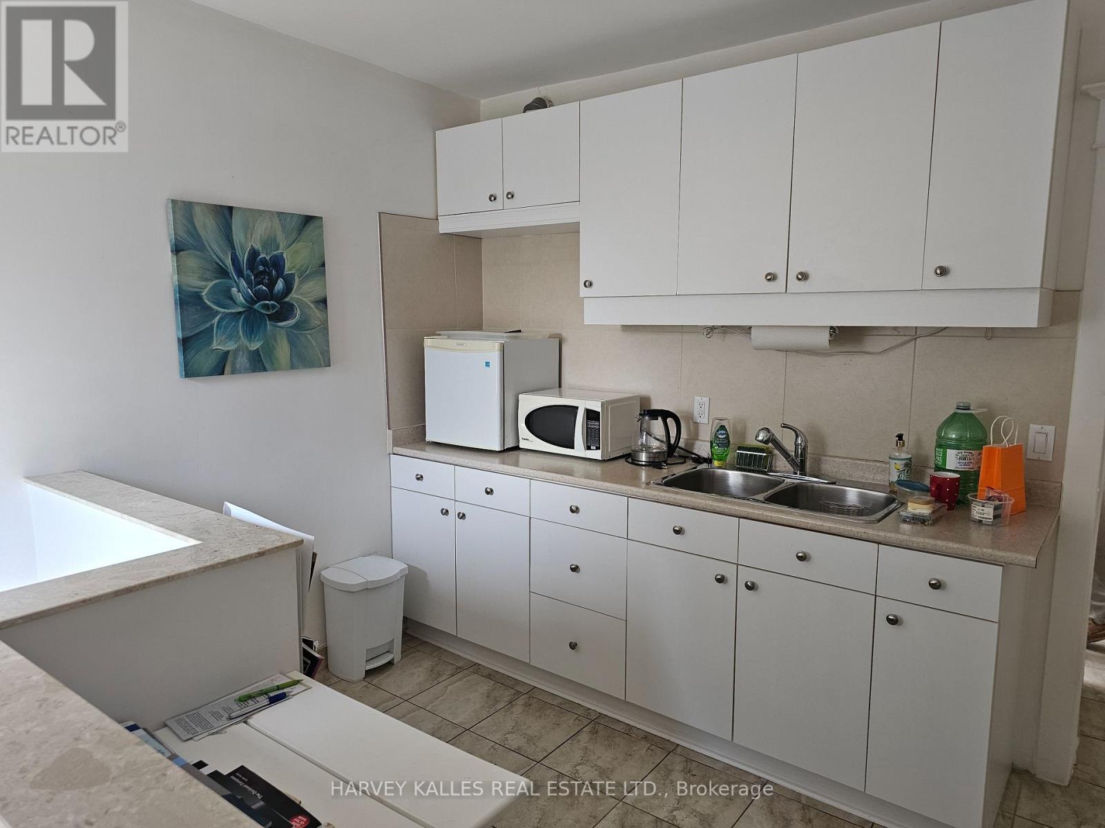 1261 A St.clair Avenue W, Toronto, Ontario  M6B 3B4 - Photo 7 - W12800646