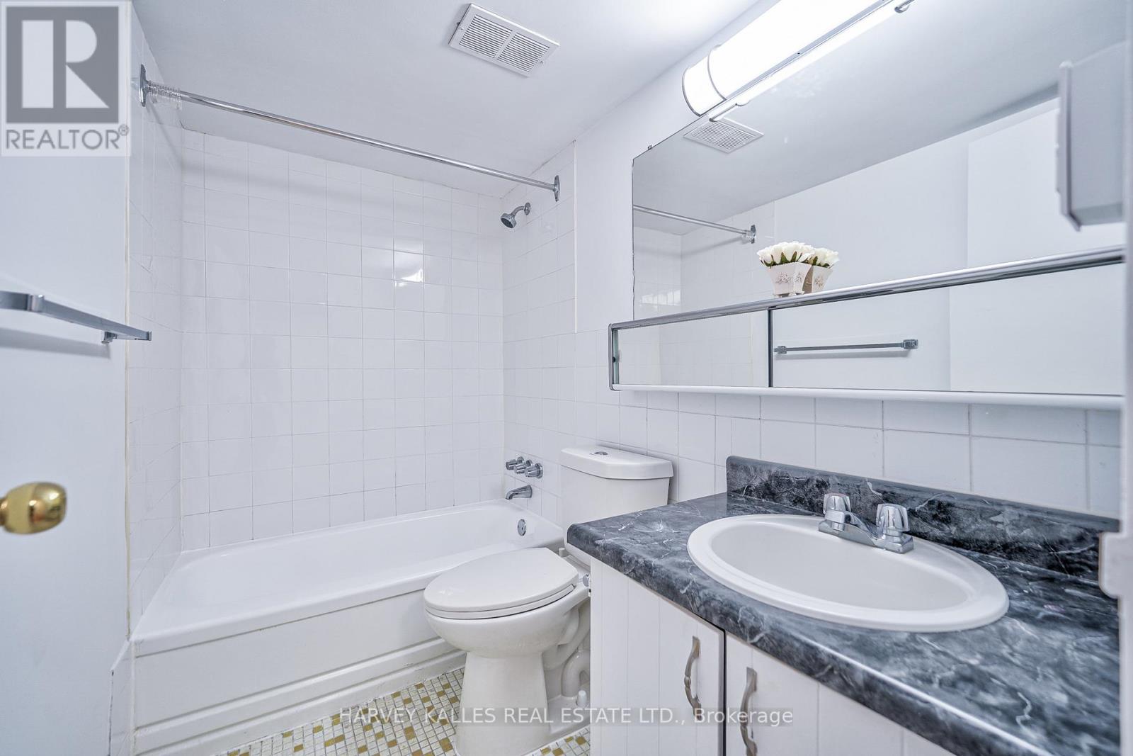 1208 - 2000 Sheppard Avenue W, Toronto, Ontario  M3N 1A2 - Photo 21 - W12800998