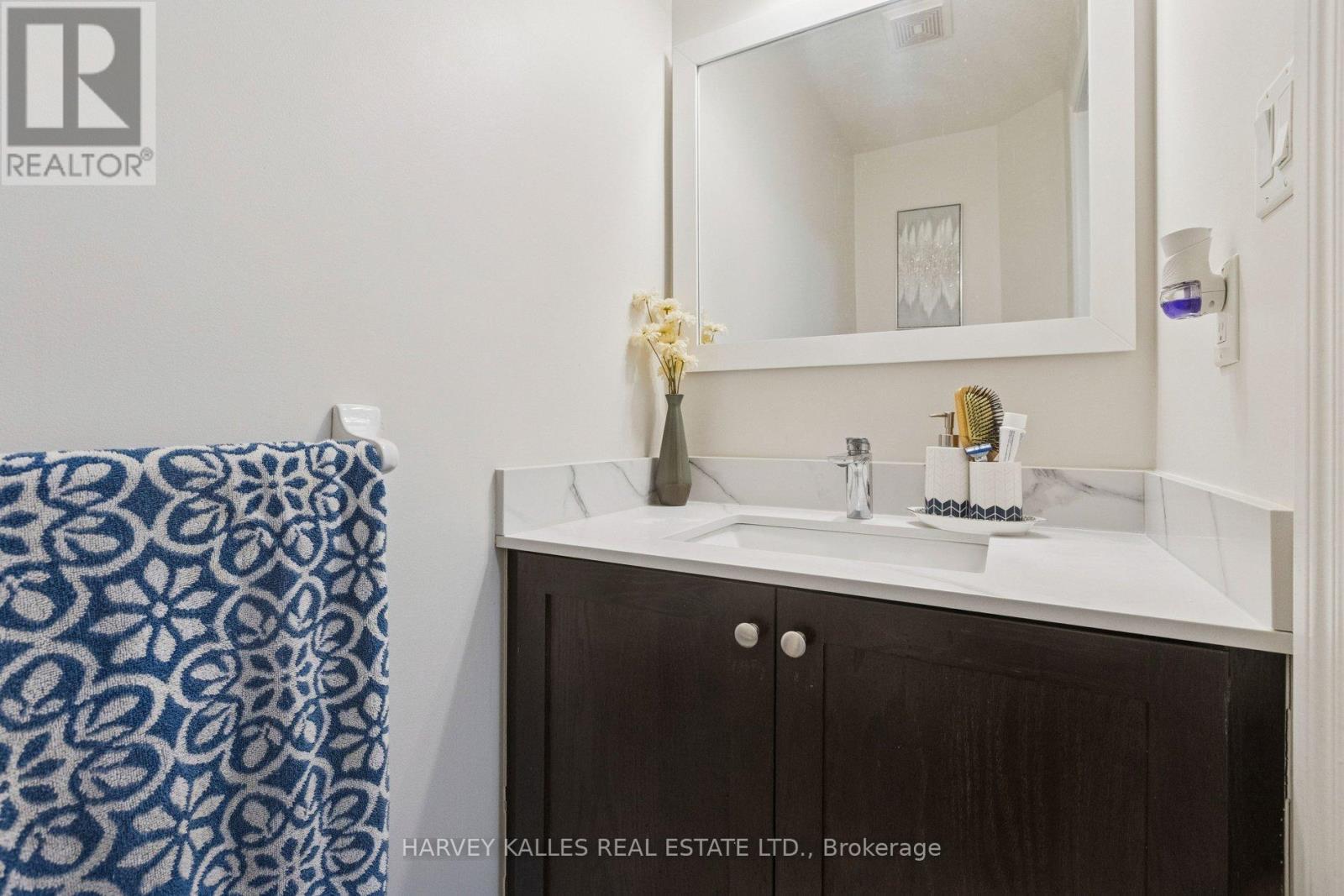 409 Tealby Crescent, Waterloo, Ontario  N2J 4Y8 - Photo 17 - X12801902