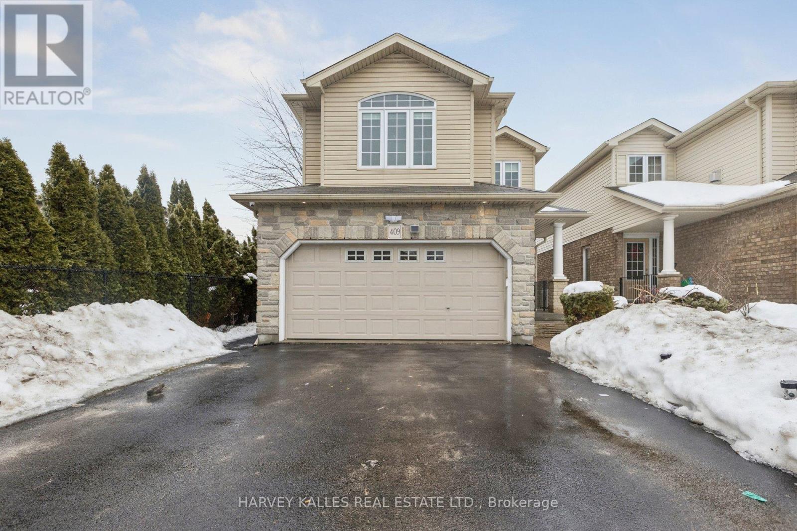 409 Tealby Crescent, Waterloo, Ontario  N2J 4Y8 - Photo 3 - X12801902