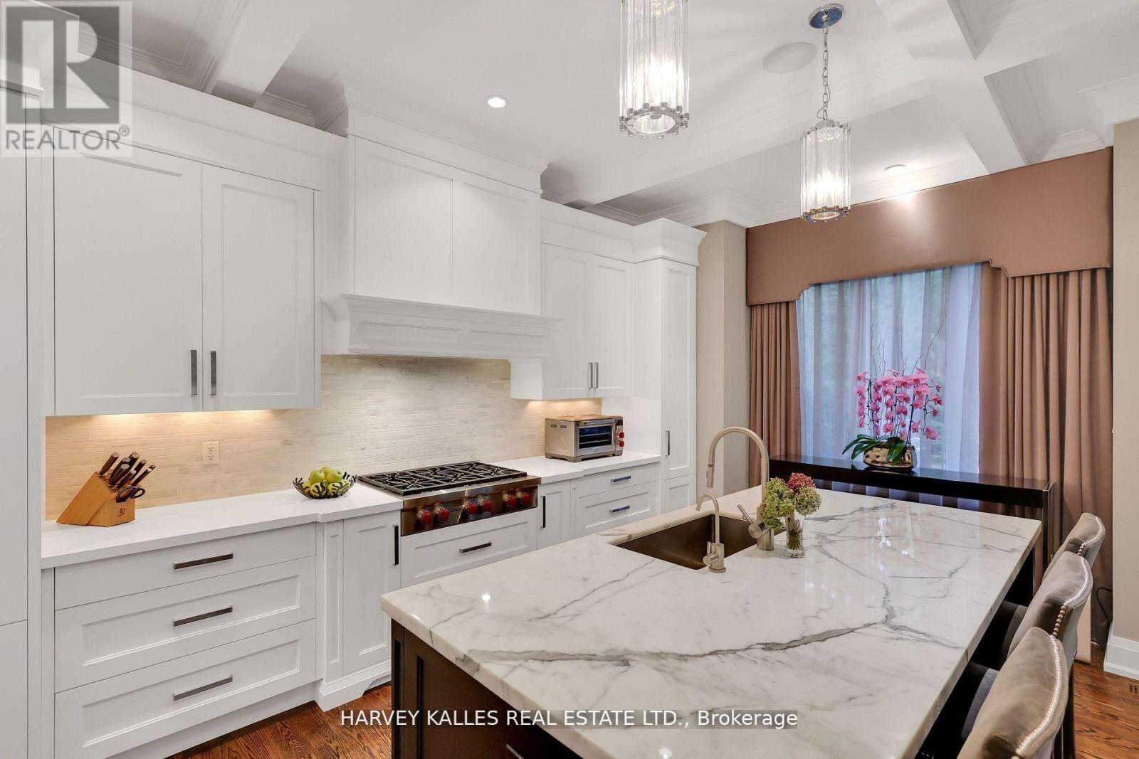 62 Heath Street W, Toronto, Ontario  M4V 1T4 - Photo 15 - C12803460