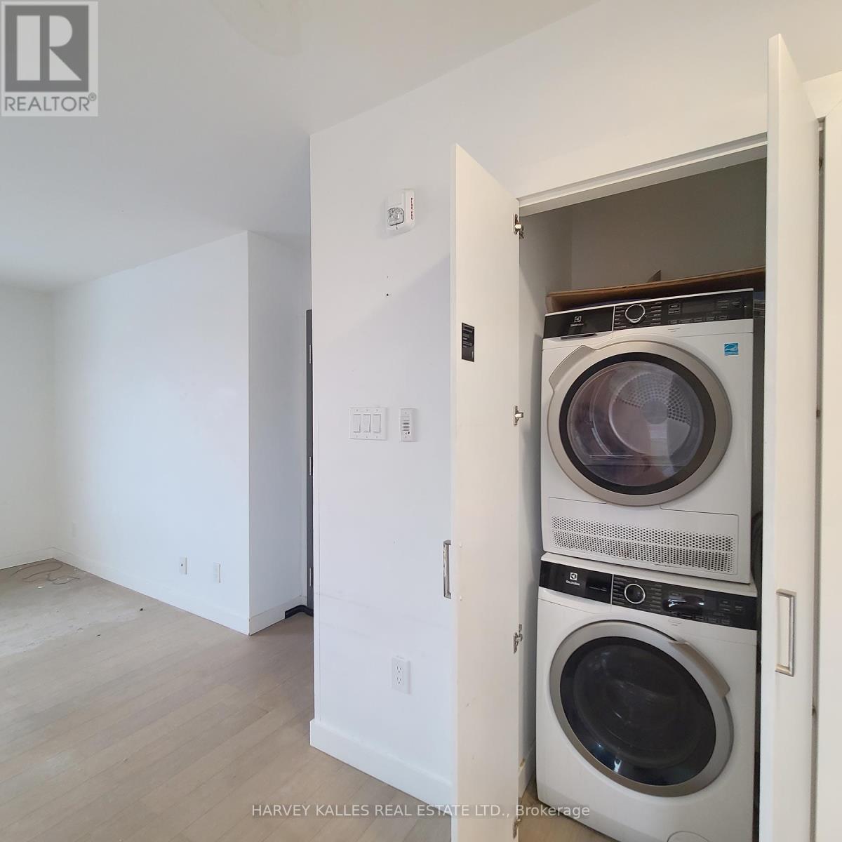 6 - 521 Browns Line, Toronto, Ontario  M8W 3V1 - Photo 13 - W12805506