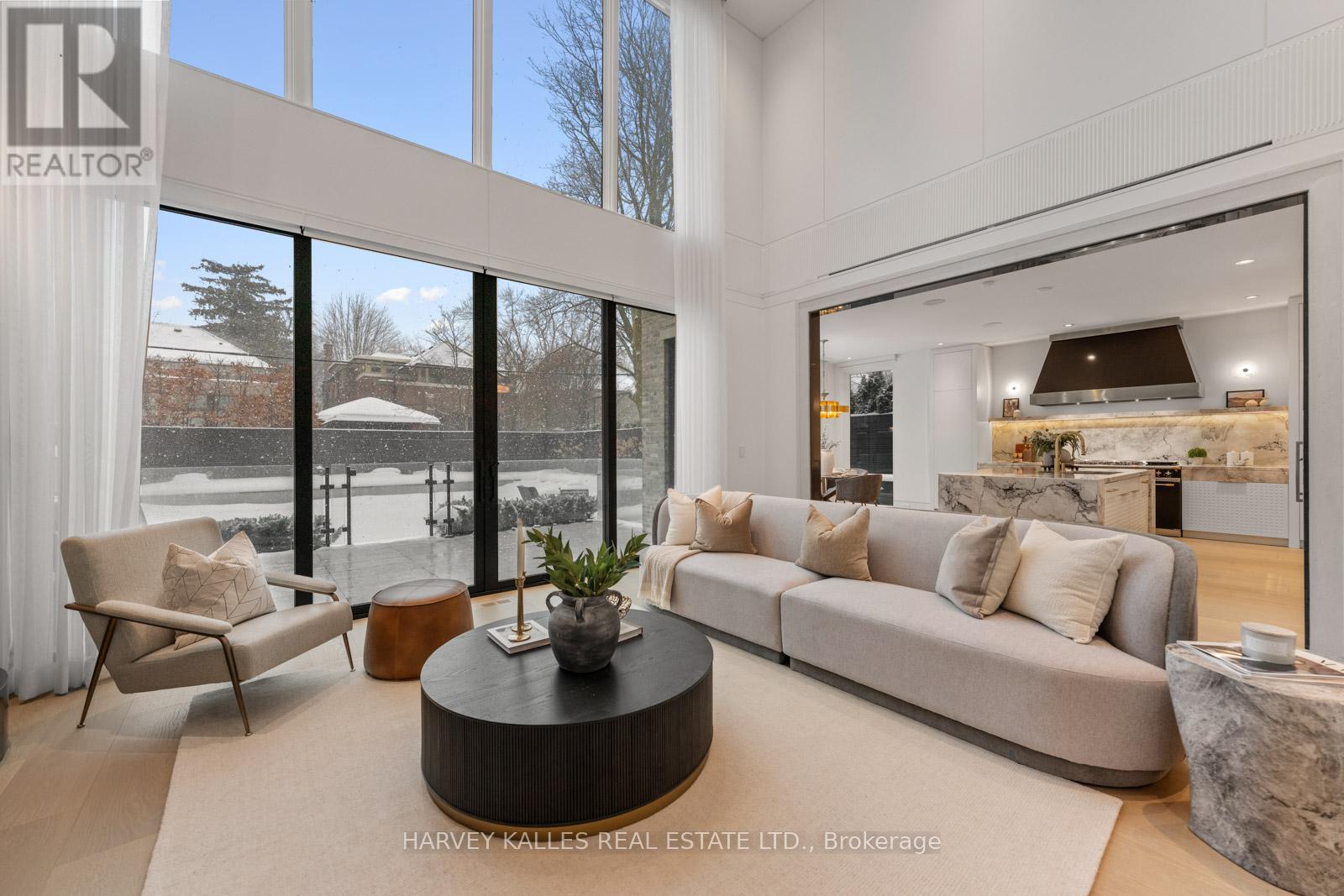 335 Lytton Boulevard, Toronto, Ontario  M5N 1R9 - Photo 11 - C12806754