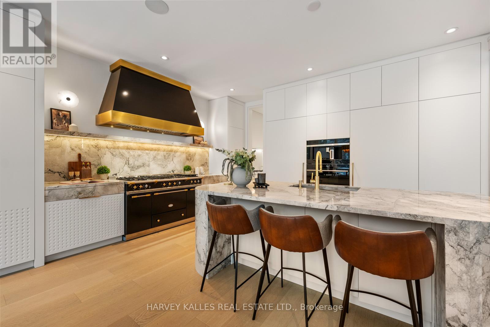 335 Lytton Boulevard, Toronto, Ontario  M5N 1R9 - Photo 14 - C12806754