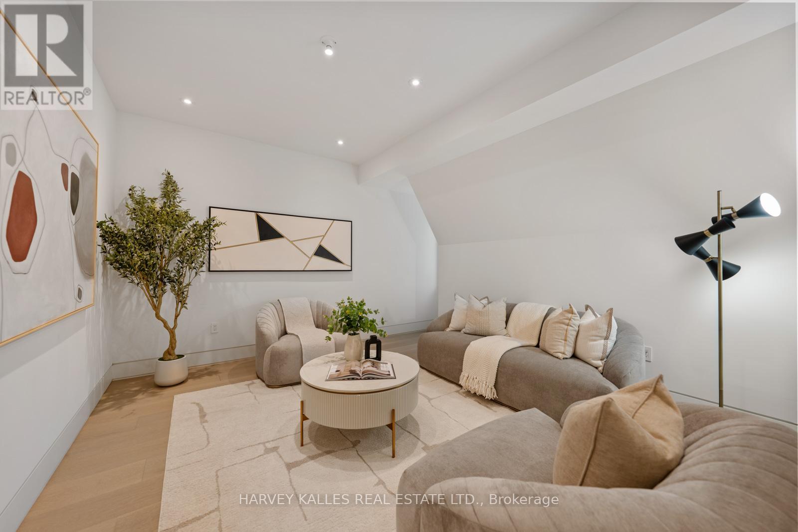 335 Lytton Boulevard, Toronto, Ontario  M5N 1R9 - Photo 29 - C12806754