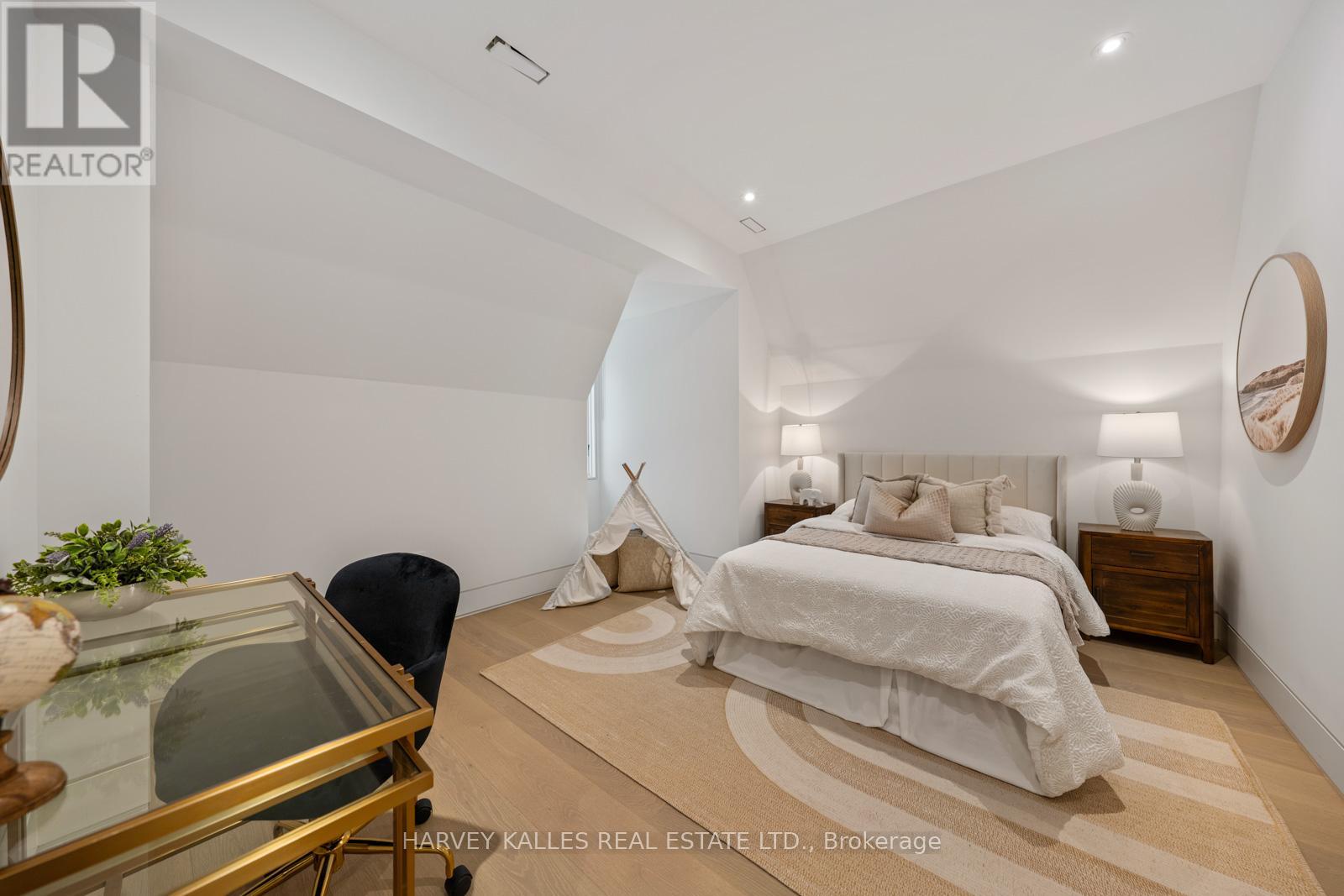 335 Lytton Boulevard, Toronto, Ontario  M5N 1R9 - Photo 30 - C12806754