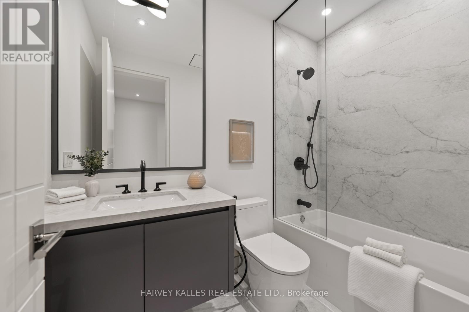 335 Lytton Boulevard, Toronto, Ontario  M5N 1R9 - Photo 32 - C12806754