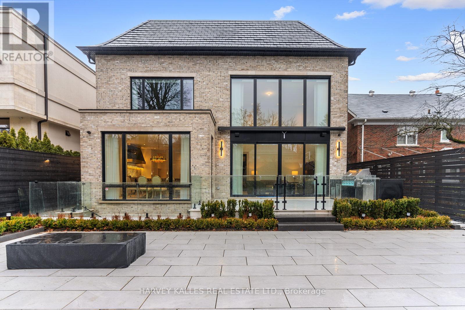 335 Lytton Boulevard, Toronto, Ontario  M5N 1R9 - Photo 45 - C12806754