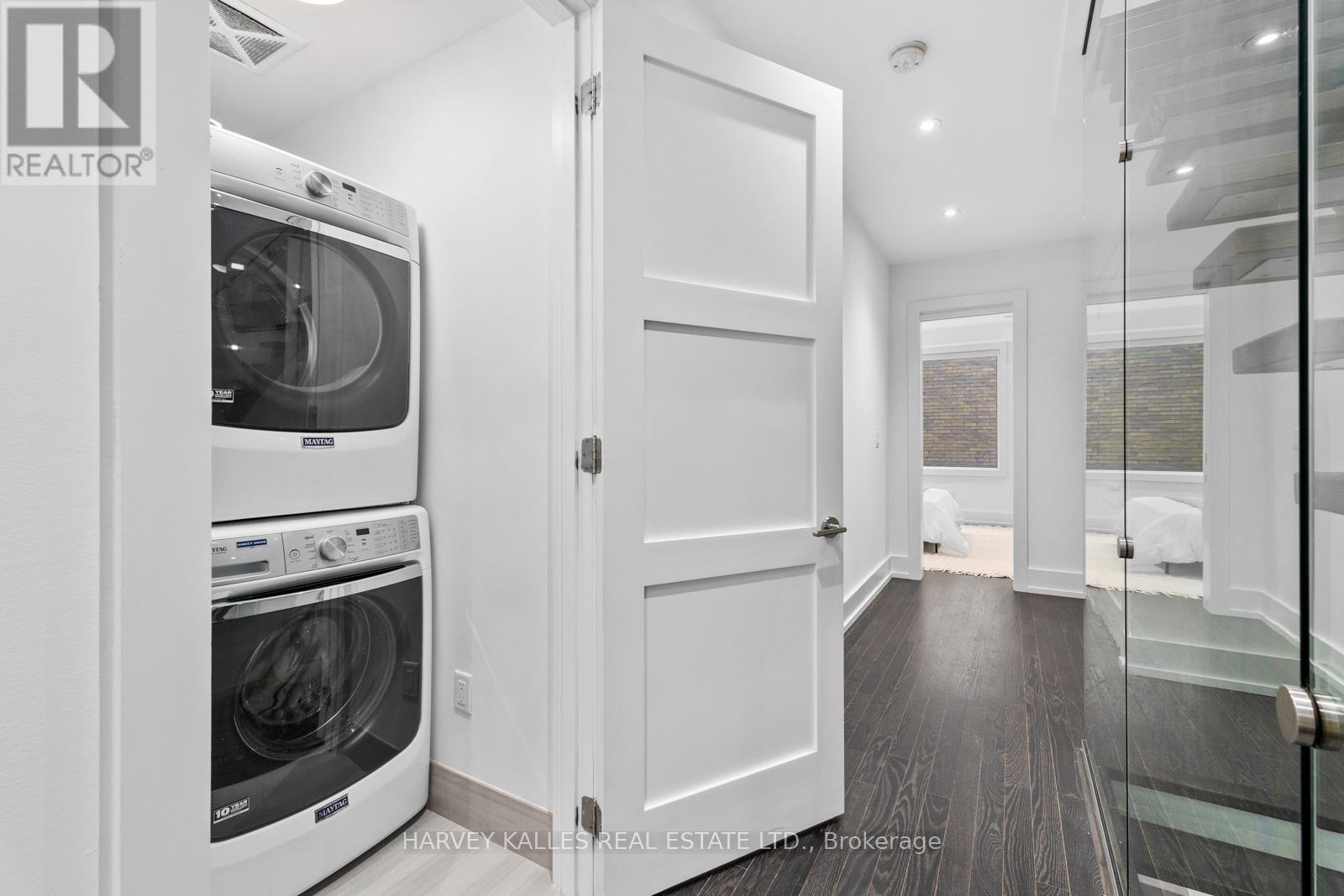 5a Sylvan Avenue, Toronto, Ontario  M6H 1G2 - Photo 27 - C12807864