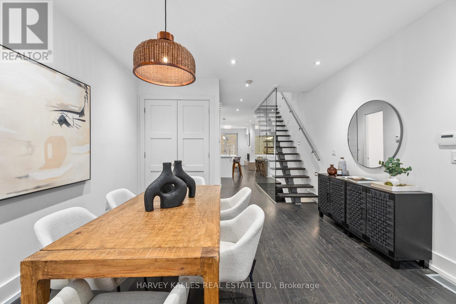 5a Sylvan Avenue, Toronto, Ontario  M6H 1G2 - Photo 3 - C12807864