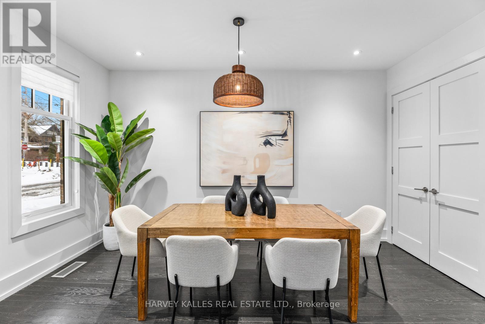 5a Sylvan Avenue, Toronto, Ontario  M6H 1G2 - Photo 4 - C12807864