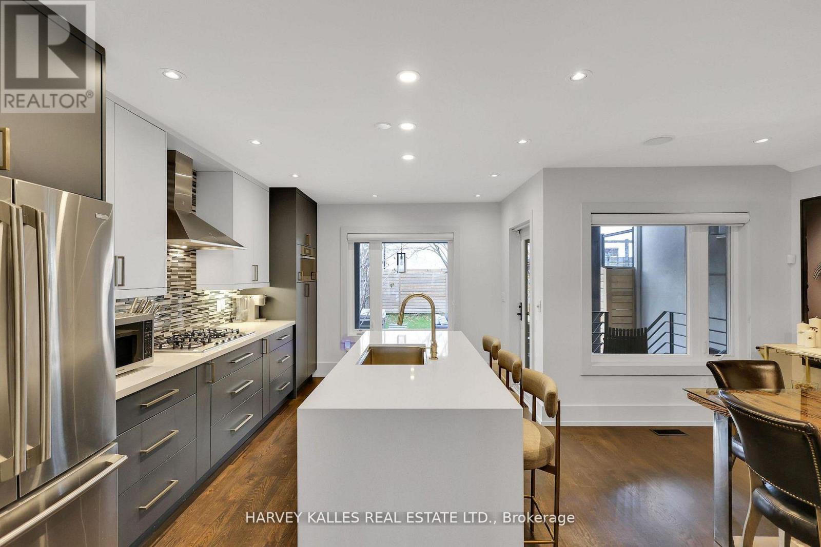 378 Elm Road, Toronto, Ontario  M5M 3V8 - Photo 10 - C12811786