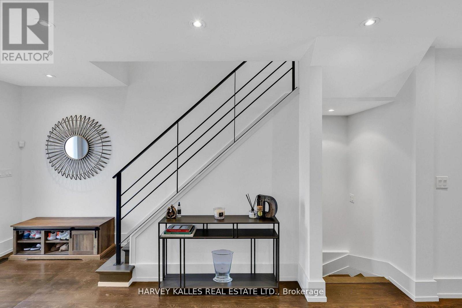 378 Elm Road, Toronto, Ontario  M5M 3V8 - Photo 22 - C12811786