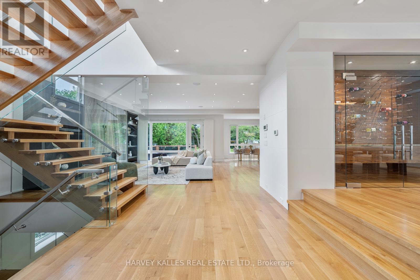 64 Centre Avenue, Toronto, Ontario  M2M 2L5 - Photo 14 - C12813608