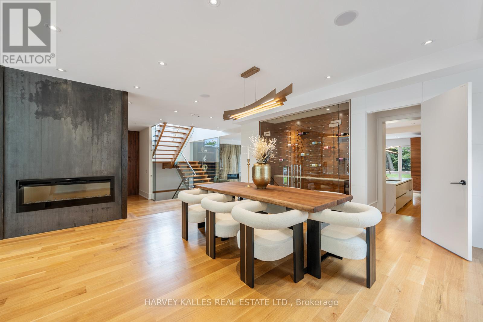 64 Centre Avenue, Toronto, Ontario  M2M 2L5 - Photo 15 - C12813608