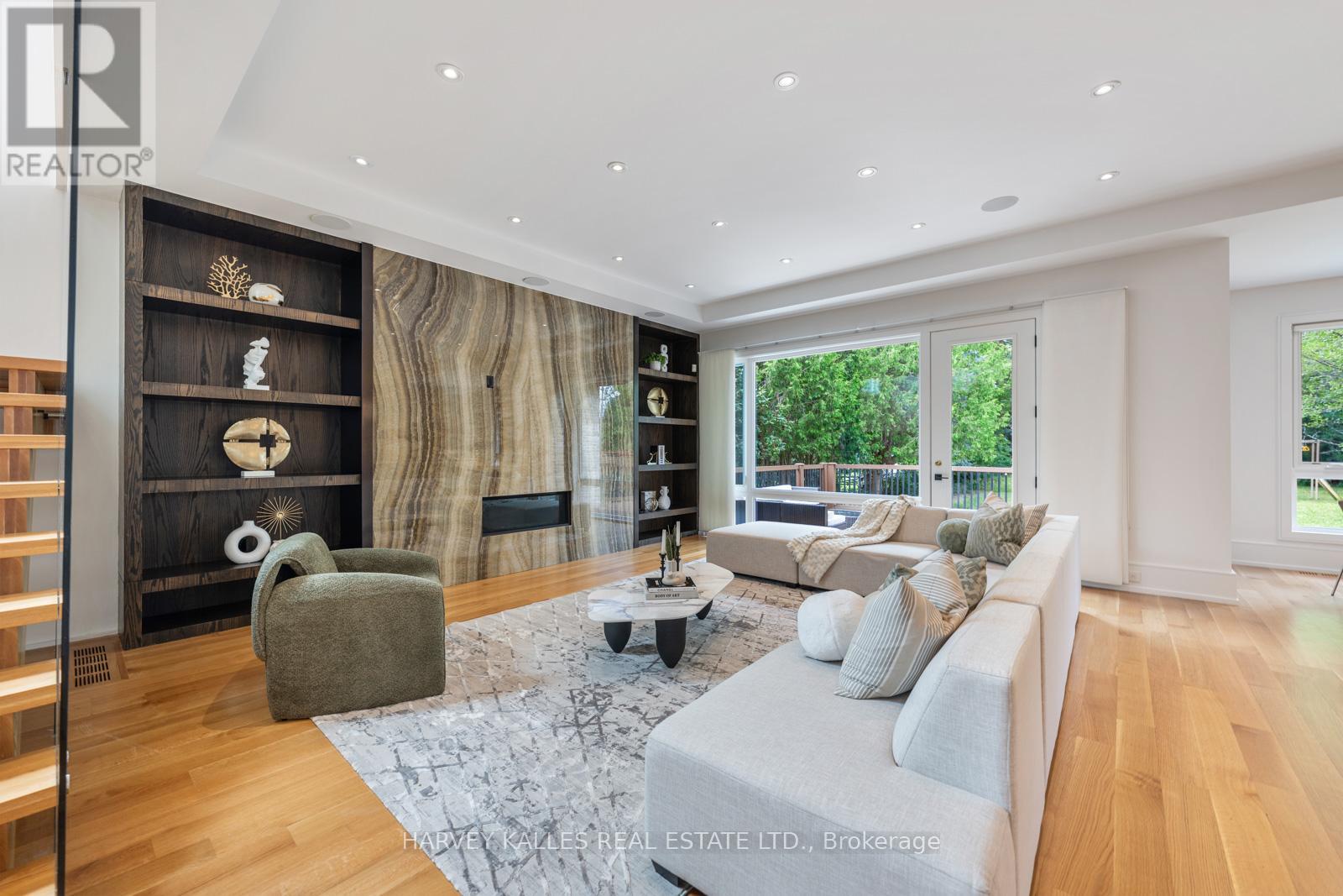 64 Centre Avenue, Toronto, Ontario  M2M 2L5 - Photo 18 - C12813608