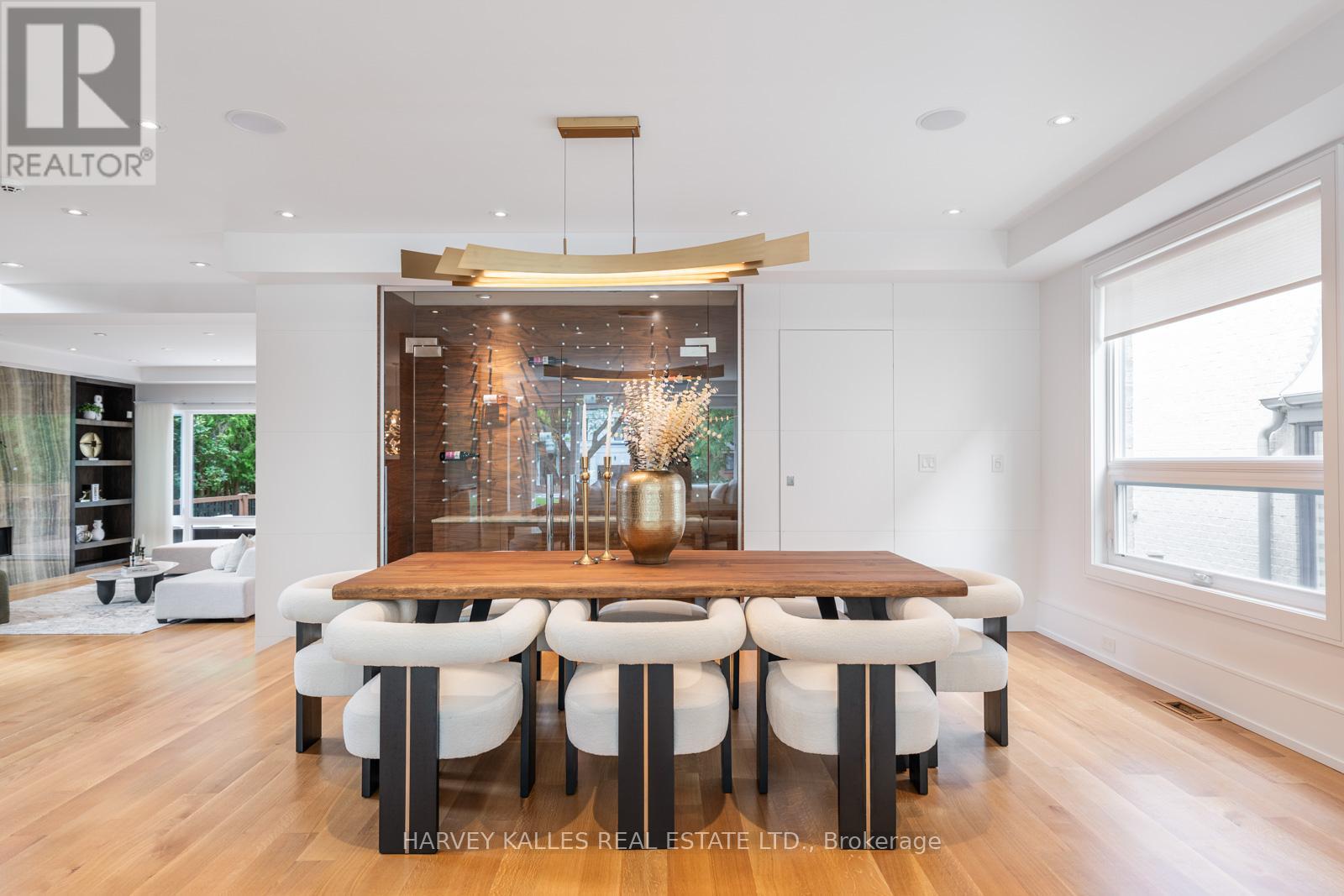 64 Centre Avenue, Toronto, Ontario  M2M 2L5 - Photo 6 - C12813608