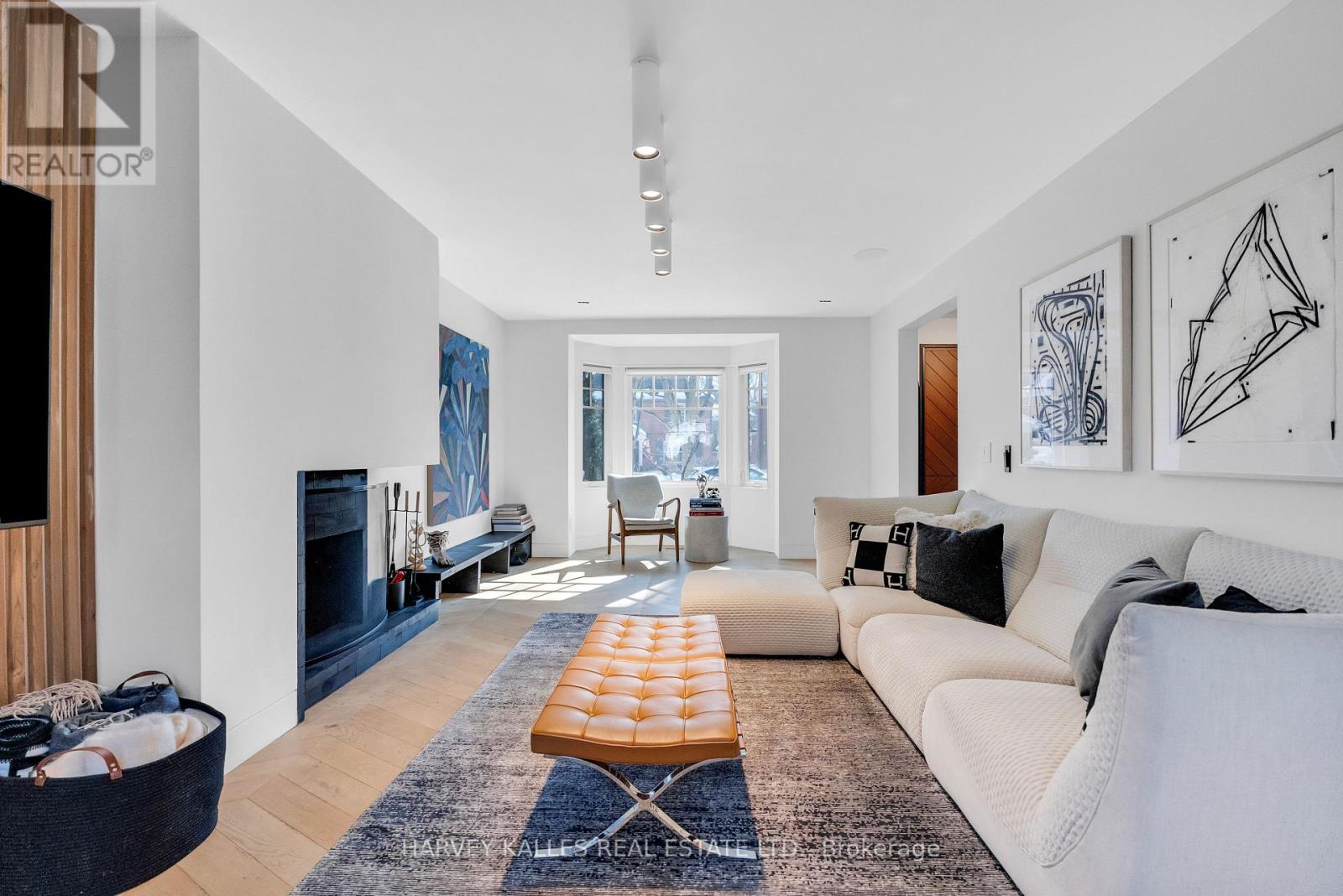 4 Belvedere Boulevard, Toronto, Ontario  M8X 1K1 - Photo 11 - W12815244