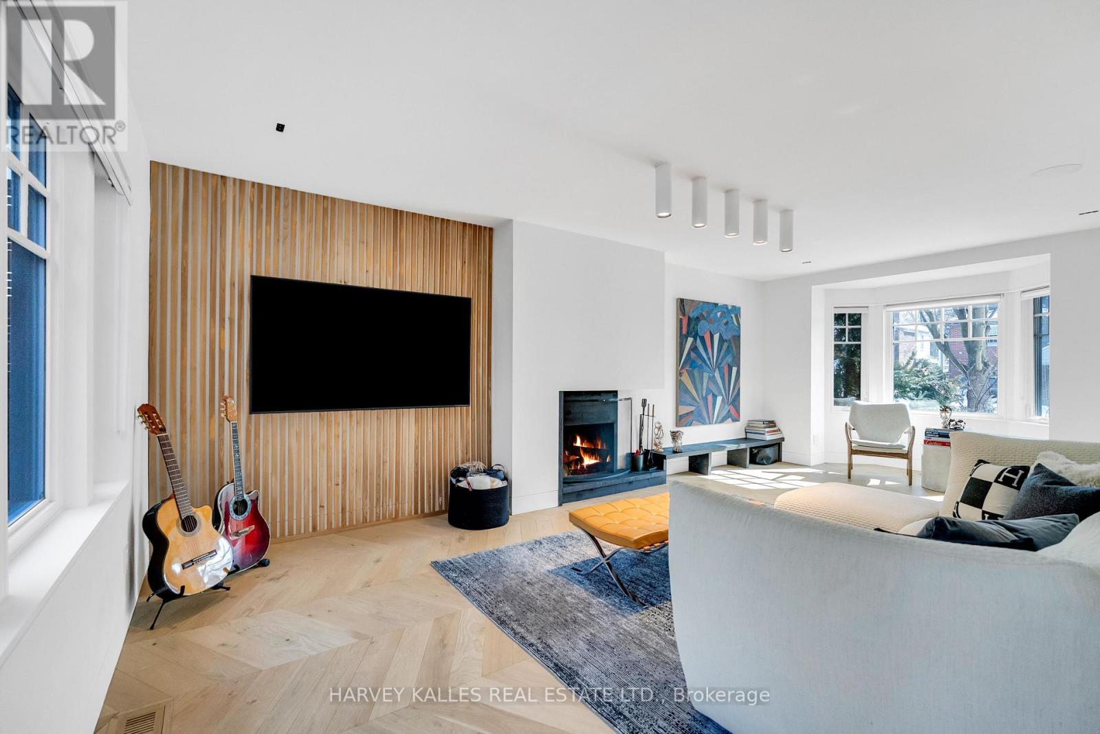 4 Belvedere Boulevard, Toronto, Ontario  M8X 1K1 - Photo 12 - W12815244