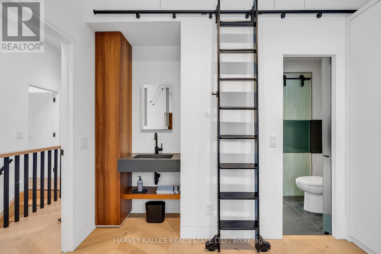 4 Belvedere Boulevard, Toronto, Ontario  M8X 1K1 - Photo 30 - W12815244