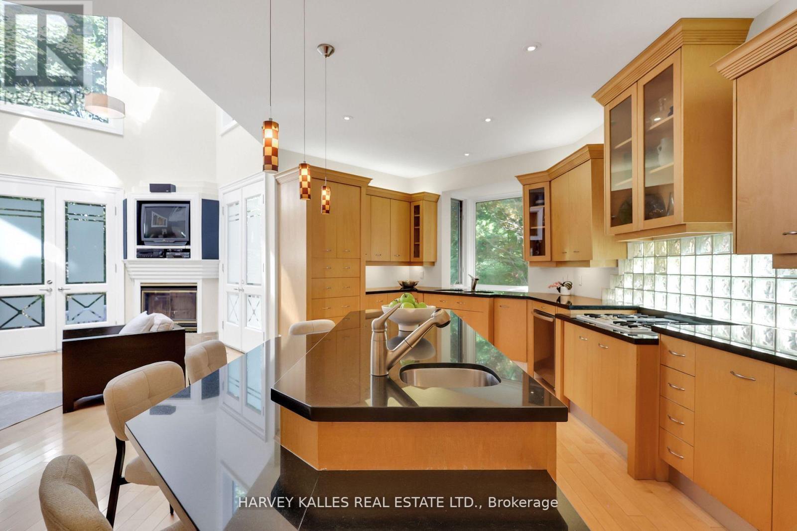 99 Bideford Avenue, Toronto, Ontario  M3H 1K5 - Photo 15 - C12816134