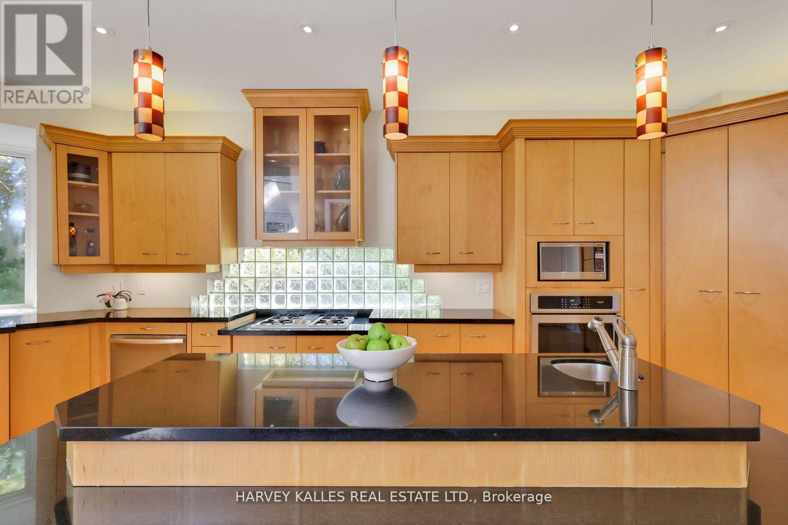 99 Bideford Avenue, Toronto, Ontario  M3H 1K5 - Photo 18 - C12816134