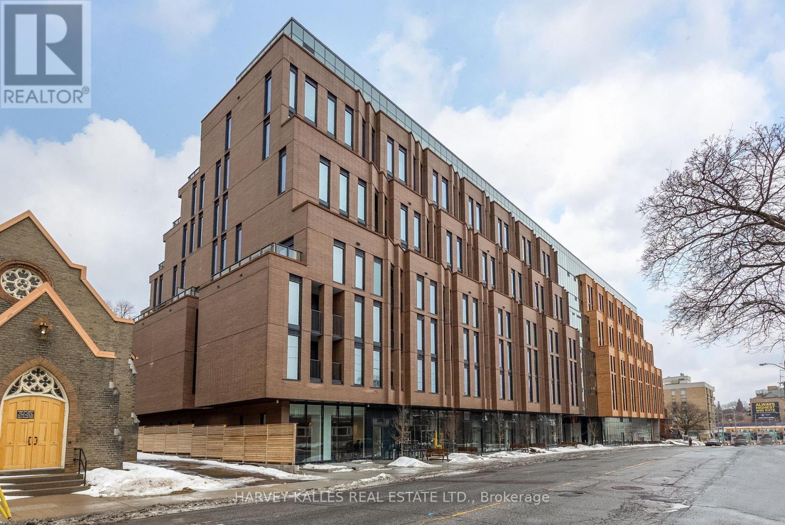 407 - 1720 BAYVIEW AVENUE, Toronto, Ontario