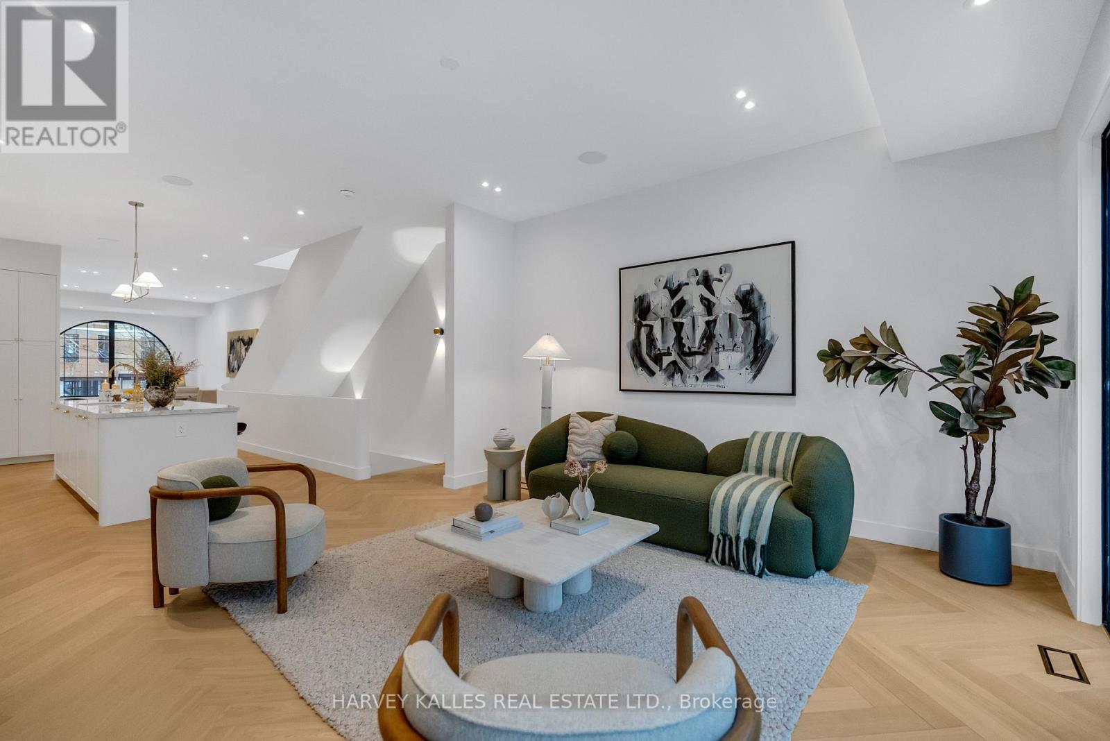 101 Briar Hill Avenue, Toronto, Ontario  M4R 1H8 - Photo 19 - C12816830