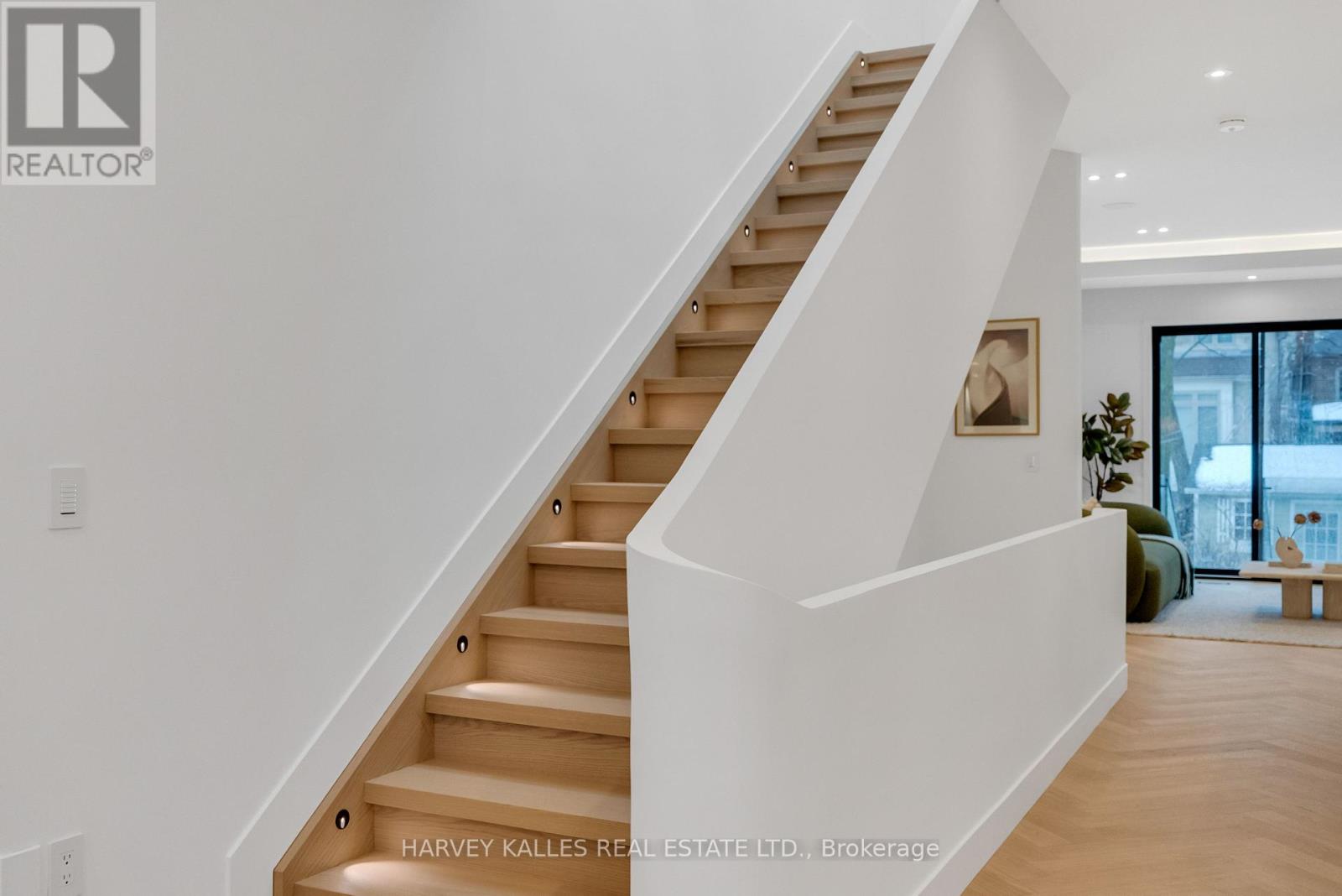 101 Briar Hill Avenue, Toronto, Ontario  M4R 1H8 - Photo 23 - C12816830