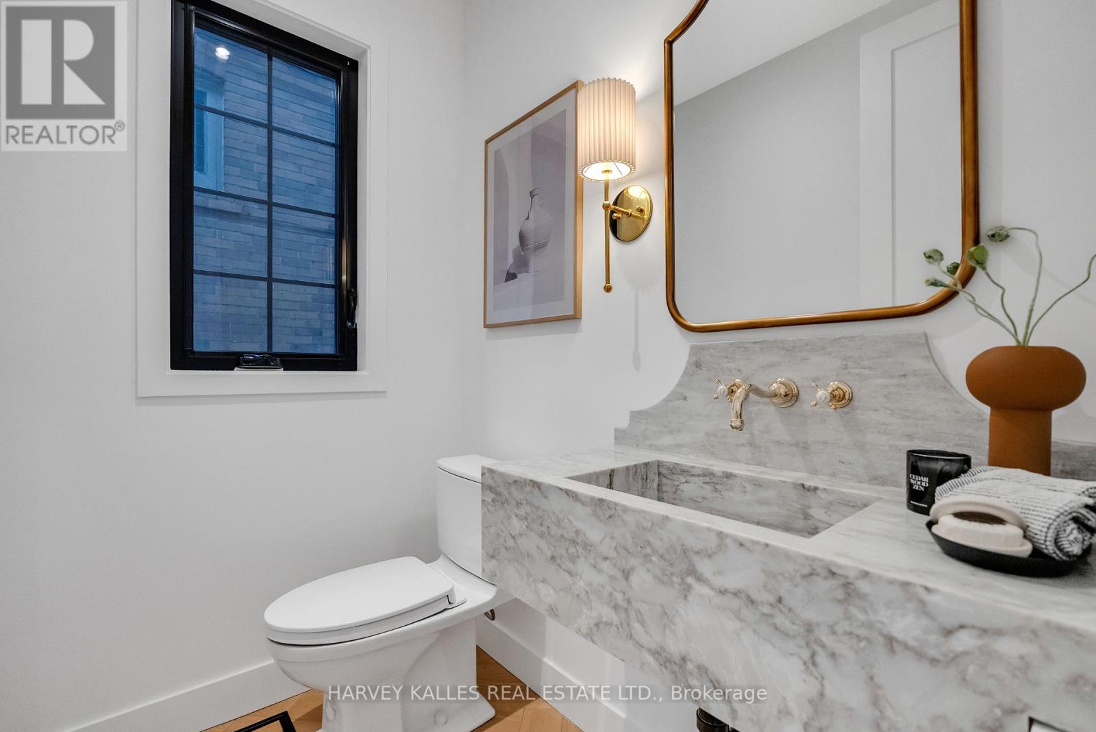 101 Briar Hill Avenue, Toronto, Ontario  M4R 1H8 - Photo 9 - C12816830