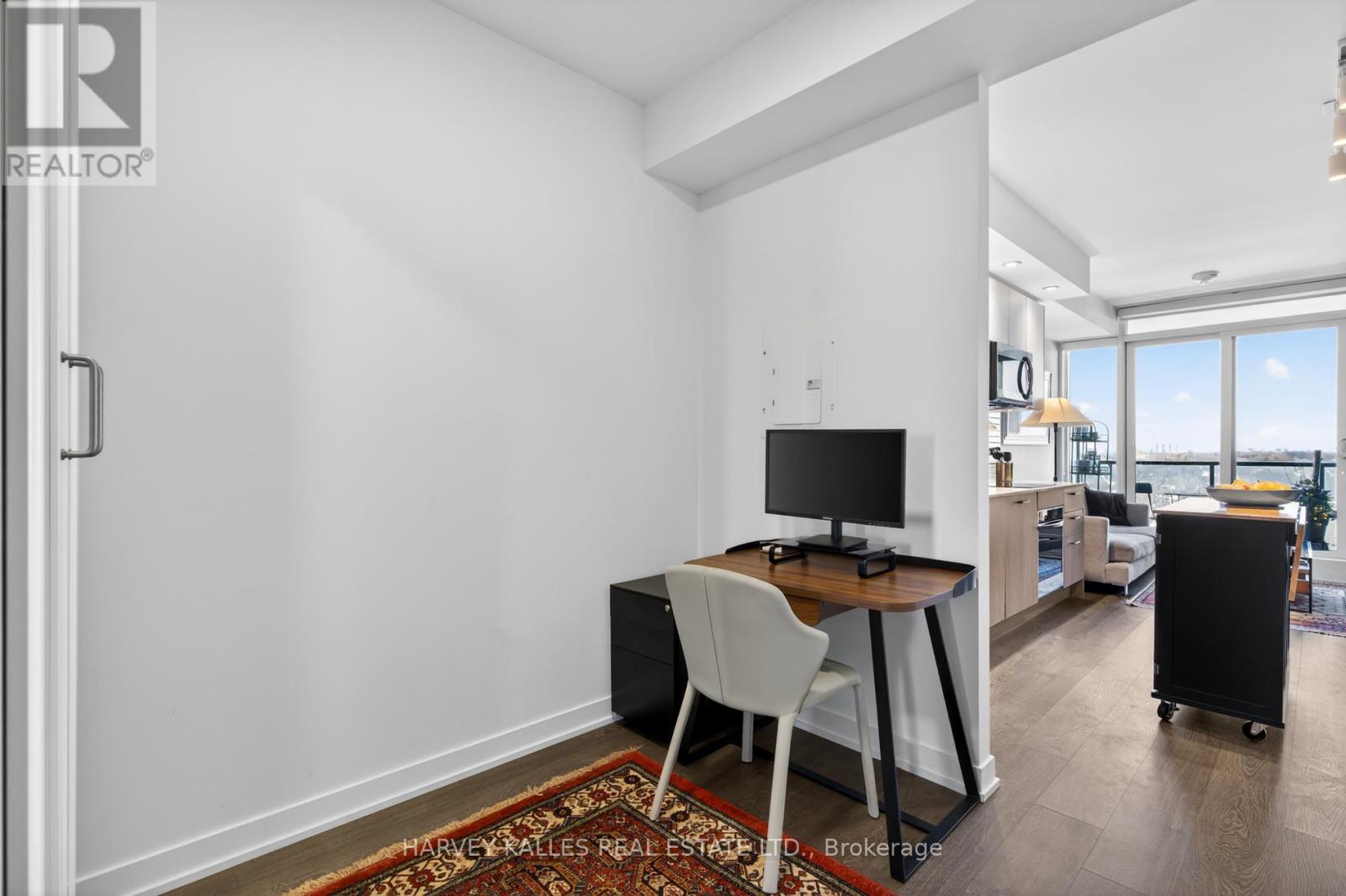 2201 - 1926 Lake Shore Boulevard W, Toronto, Ontario  M6S 1A1 - Photo 10 - W12817332