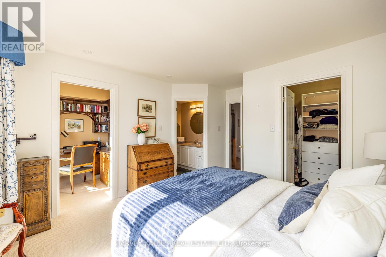 51 Shaftesbury Avenue, Toronto, Ontario  M4T 3B3 - Photo 15 - C12817956