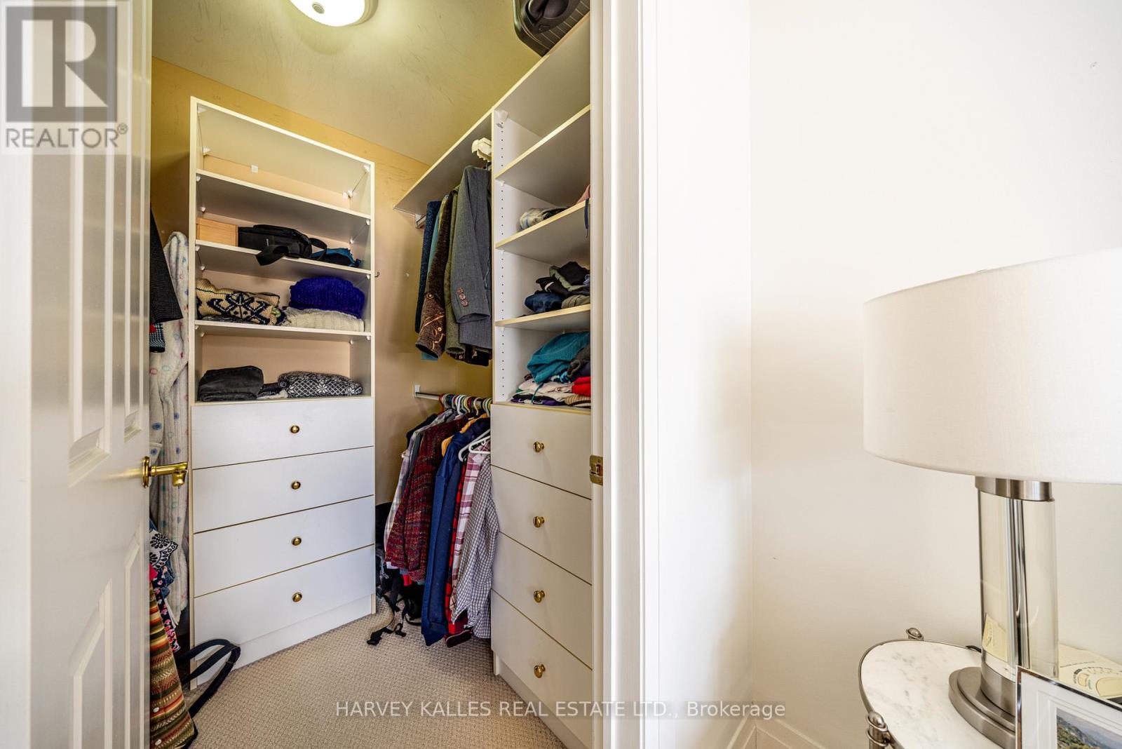 51 Shaftesbury Avenue, Toronto, Ontario  M4T 3B3 - Photo 17 - C12817956