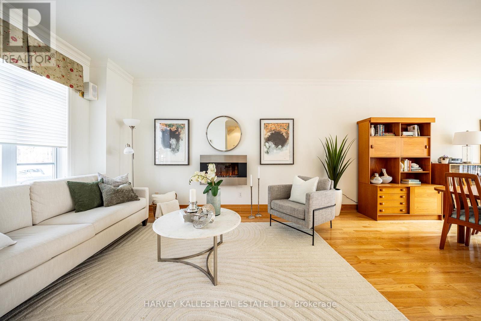 51 Shaftesbury Avenue, Toronto, Ontario  M4T 3B3 - Photo 3 - C12817956